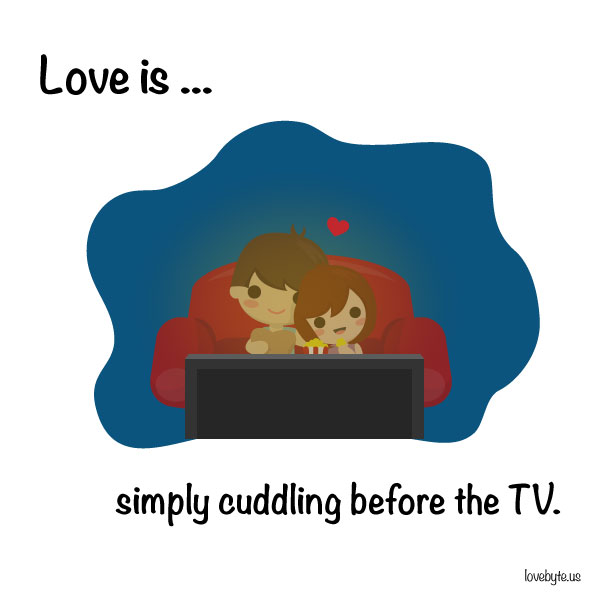 Любовта е... просто да се гушкаме пред телевизора
