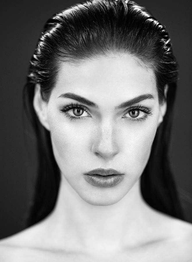 © Мирослав Бeлев